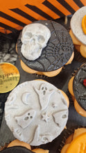 Load image into Gallery viewer, Halloween Cupcakes Collection Thurs 30th Oct 5-6pm.
